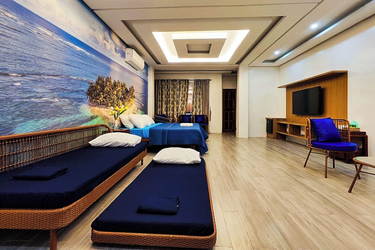 Suite estudio ejecutiva, 1 habitación, balcón, vista al mar | Decoración personalizada, insonorización, wifi gratis y ropa de cama