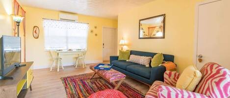 Televisión, oficina