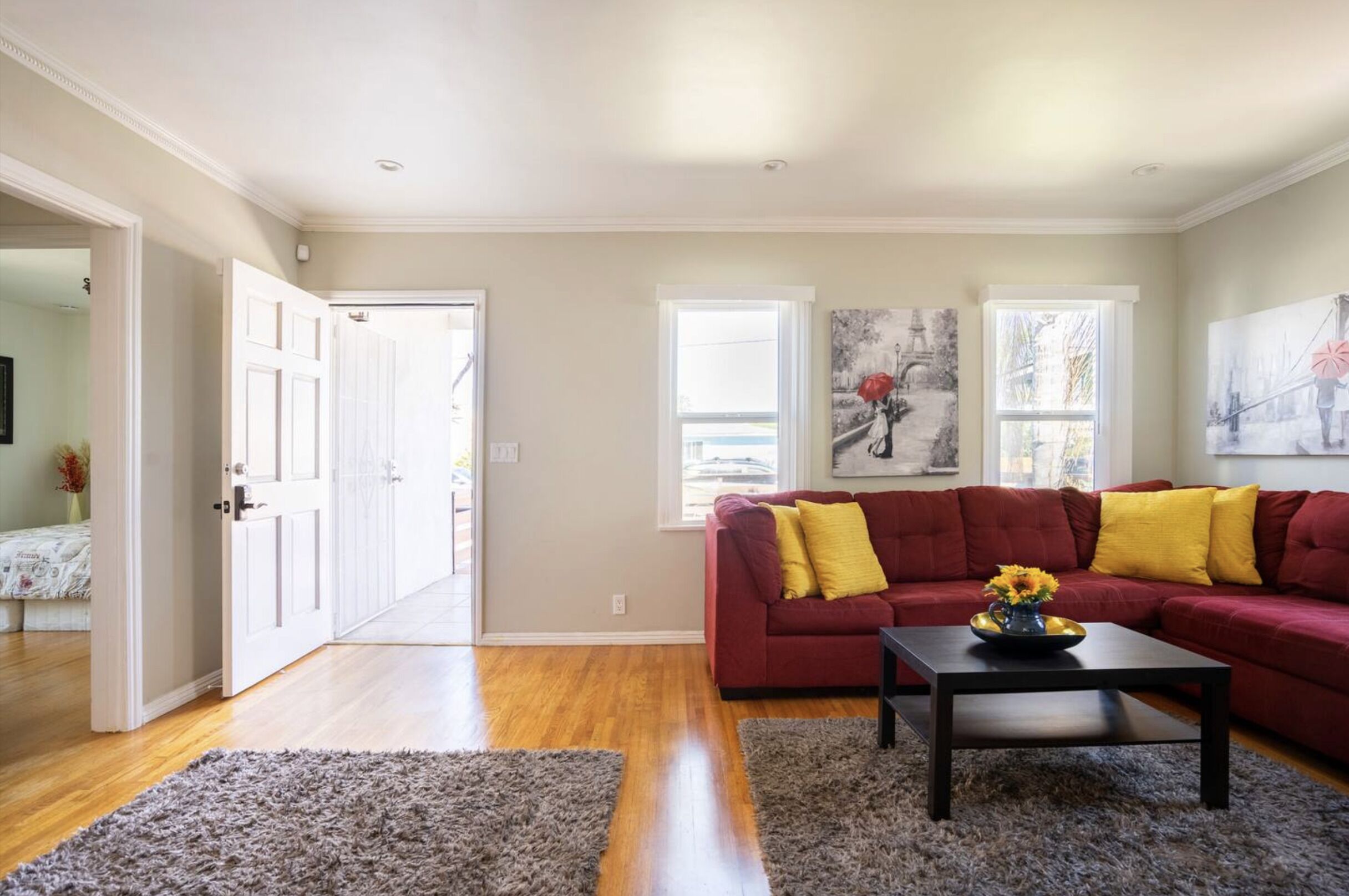 Stunning house centrally located - HEART of LA. Close to Venice/Santa Monica/LAX