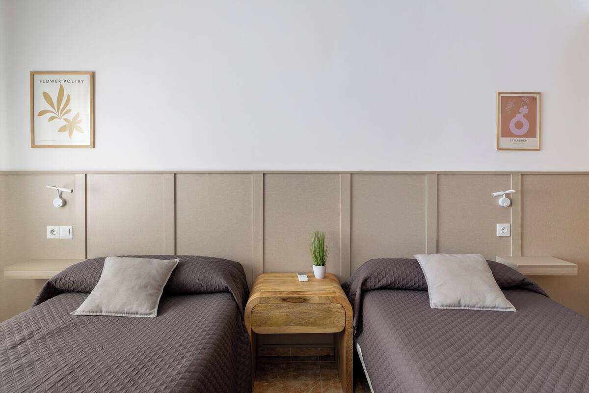 Økonomihus, 3 soverom | Sengetøy av topp kvalitet, memory foam-senger og barnesenger