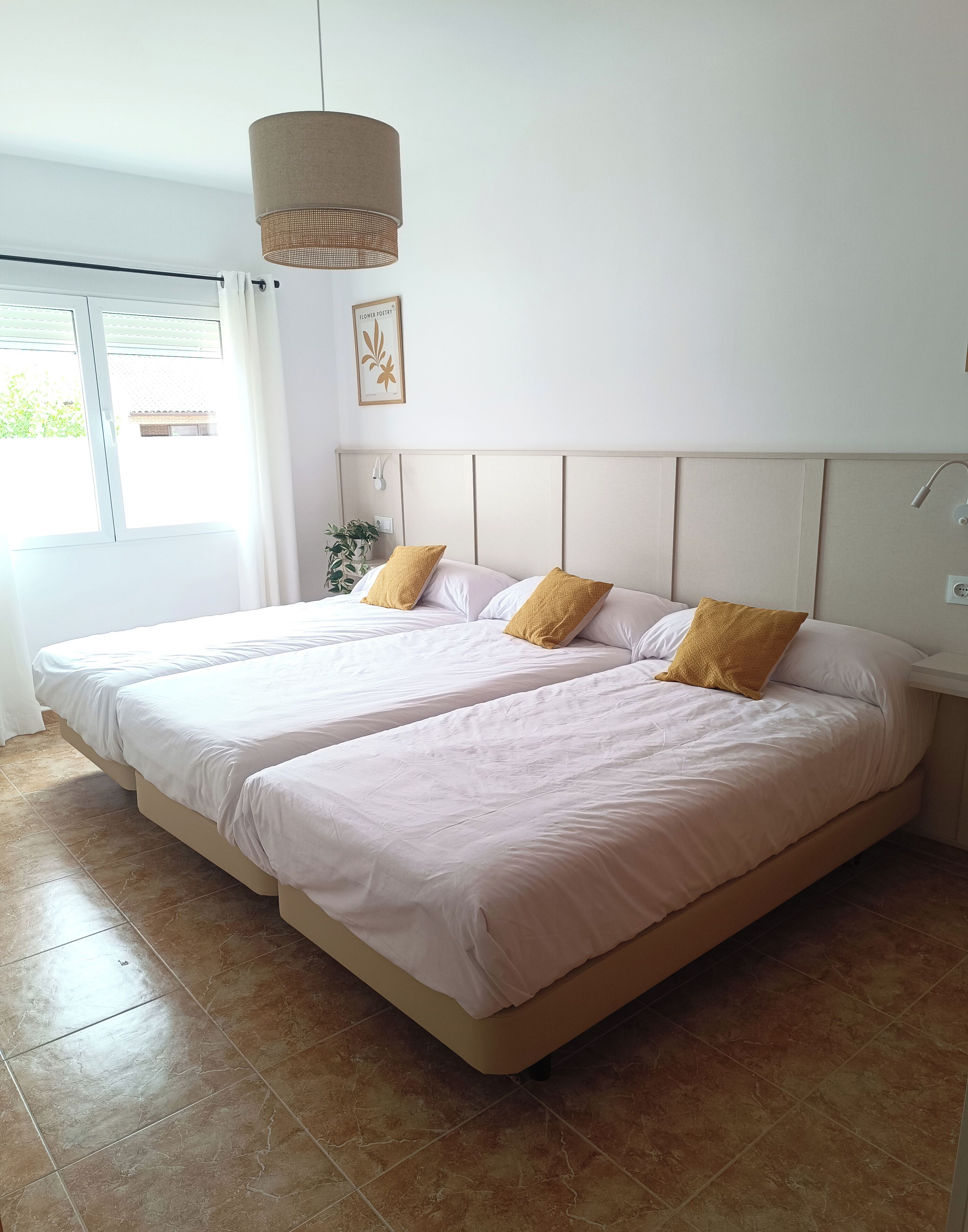 Premium huis, 3 slaapkamers | Luxe beddengoed, bedden met traagschuimmatrassen, babybedden (toeslag)