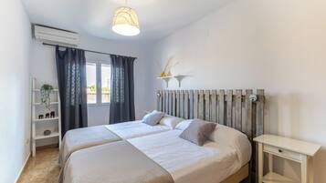 Casa, 3 habitaciones | Ropa de cama de alta calidad, colchones viscoelásticos, cunas (de pago)