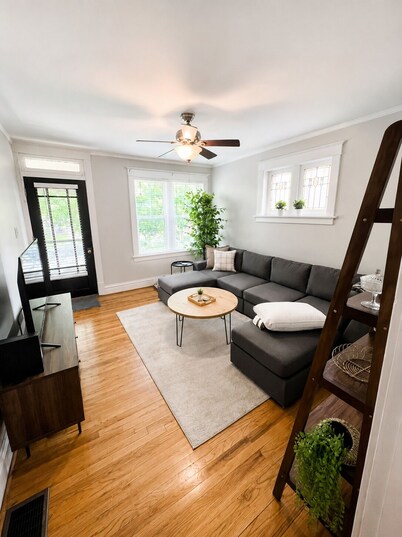 Lovely 1st Floor Apartment