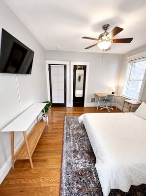 1 bedroom, iron/ironing board, WiFi, bed sheets - Lovely 1st Floor Apartment (Saint Louis)