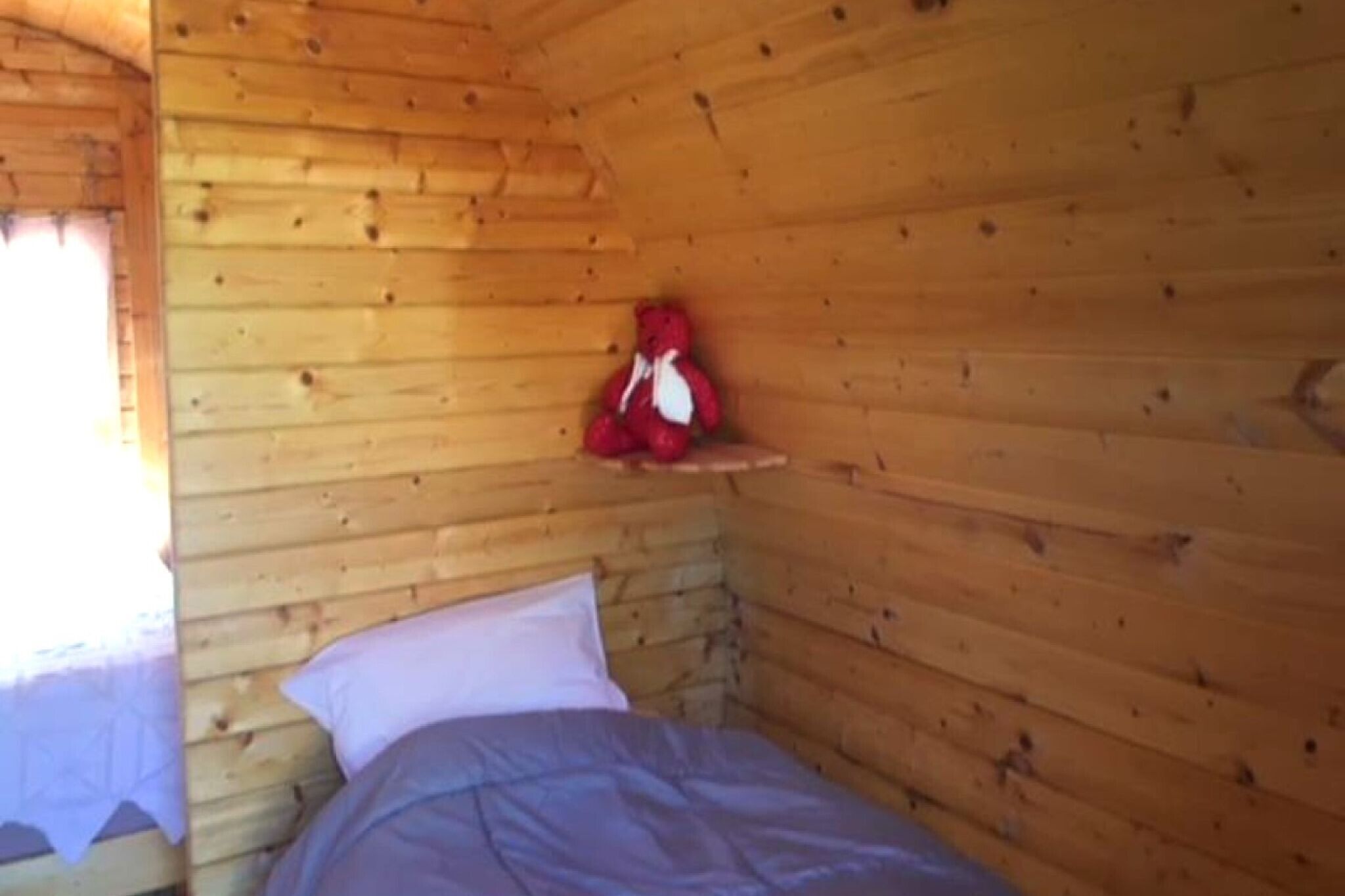 Petite maison distinctive à Sarrians avec terrasse