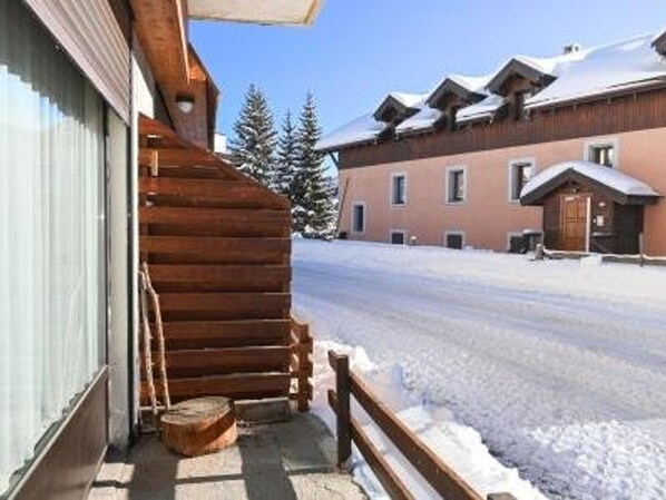Exterior - Charming Studio for 4 with Ski Locker, TV, and Parking in Montgenèvre (Montgenèvre)