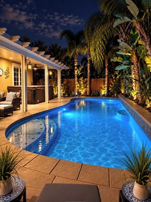 Pool - Kimberly's Private Palm Château Salt Pool & Hot Tub (Lake Elsinore)