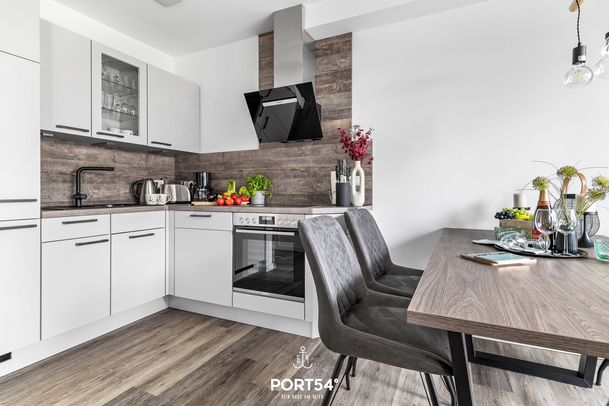 Réfrigérateur, four, plaque de cuisson, lave-vaisselle