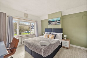 3 Schlafzimmer, Bügeleisen/Bügelbrett, WLAN, Bettwäsche