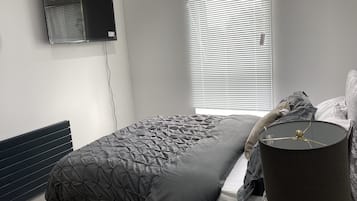 Apartment | 2 Schlafzimmer, Bügeleisen/Bügelbrett, kostenloses WLAN, Bettwäsche