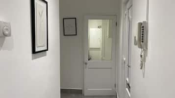 Apartment | 2 Schlafzimmer, Bügeleisen/Bügelbrett, kostenloses WLAN, Bettwäsche