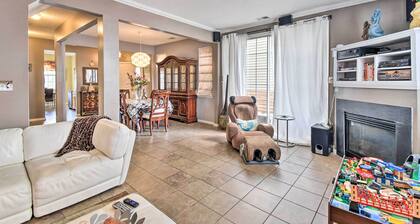 Hampton Home w/ Fireplace + Close to Beaches!