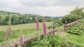 Unclassified image, 2 of 64, button - Harcombe House Bungalow 1 (Newton Abbot)