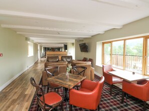 Cottage | Lobby
