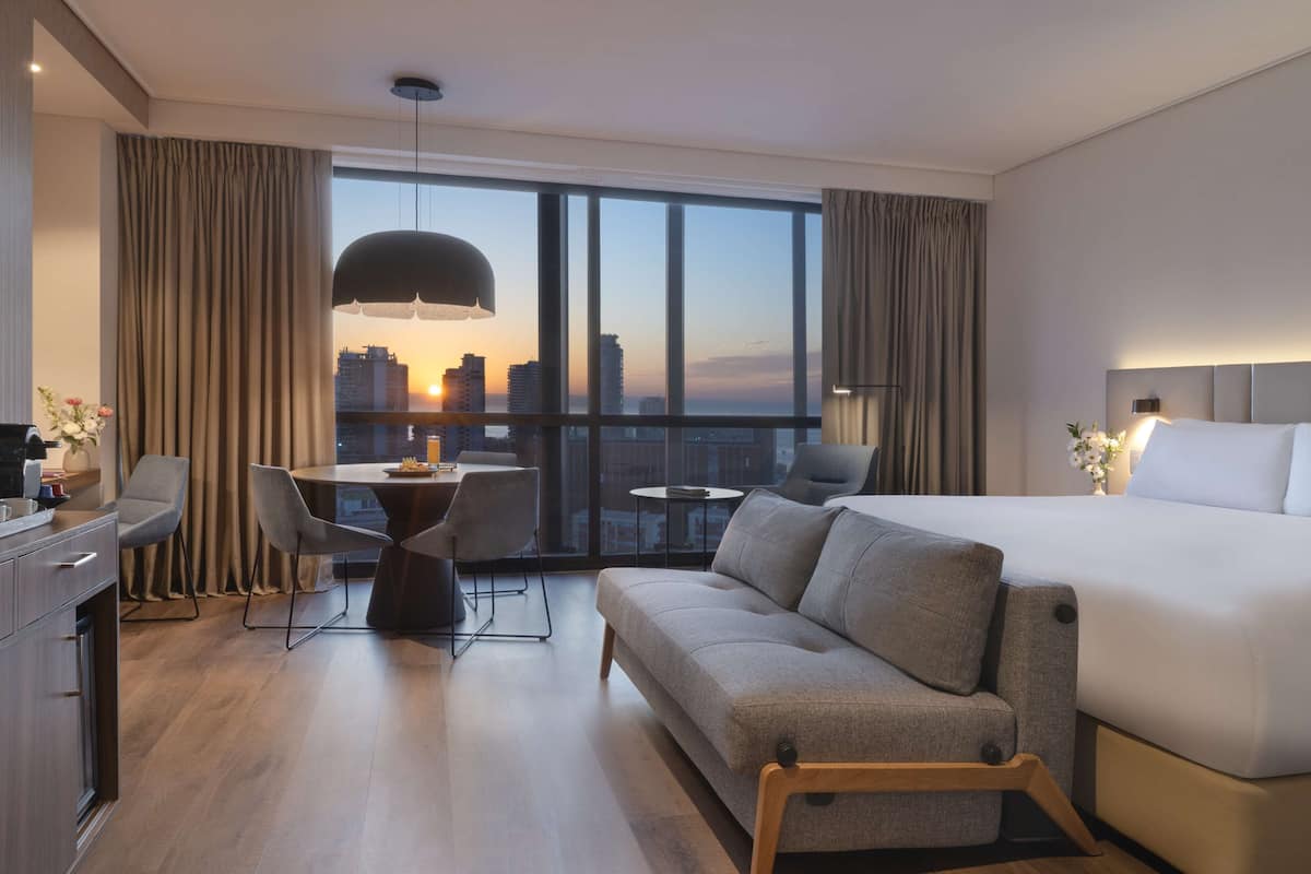 1 bedroom, minibar, laptop workspace, bed sheets