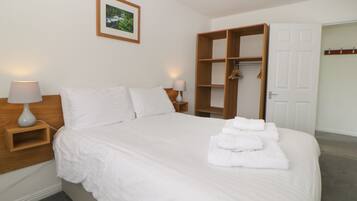 3 habitaciones, decoración personalizada y muebles diferentes