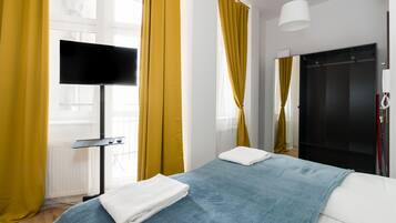 Studio, Balcony | 1 bedroom, bed sheets