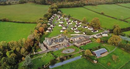 Harcombe House Accessible Pet Free Bungalow Sleeps 5