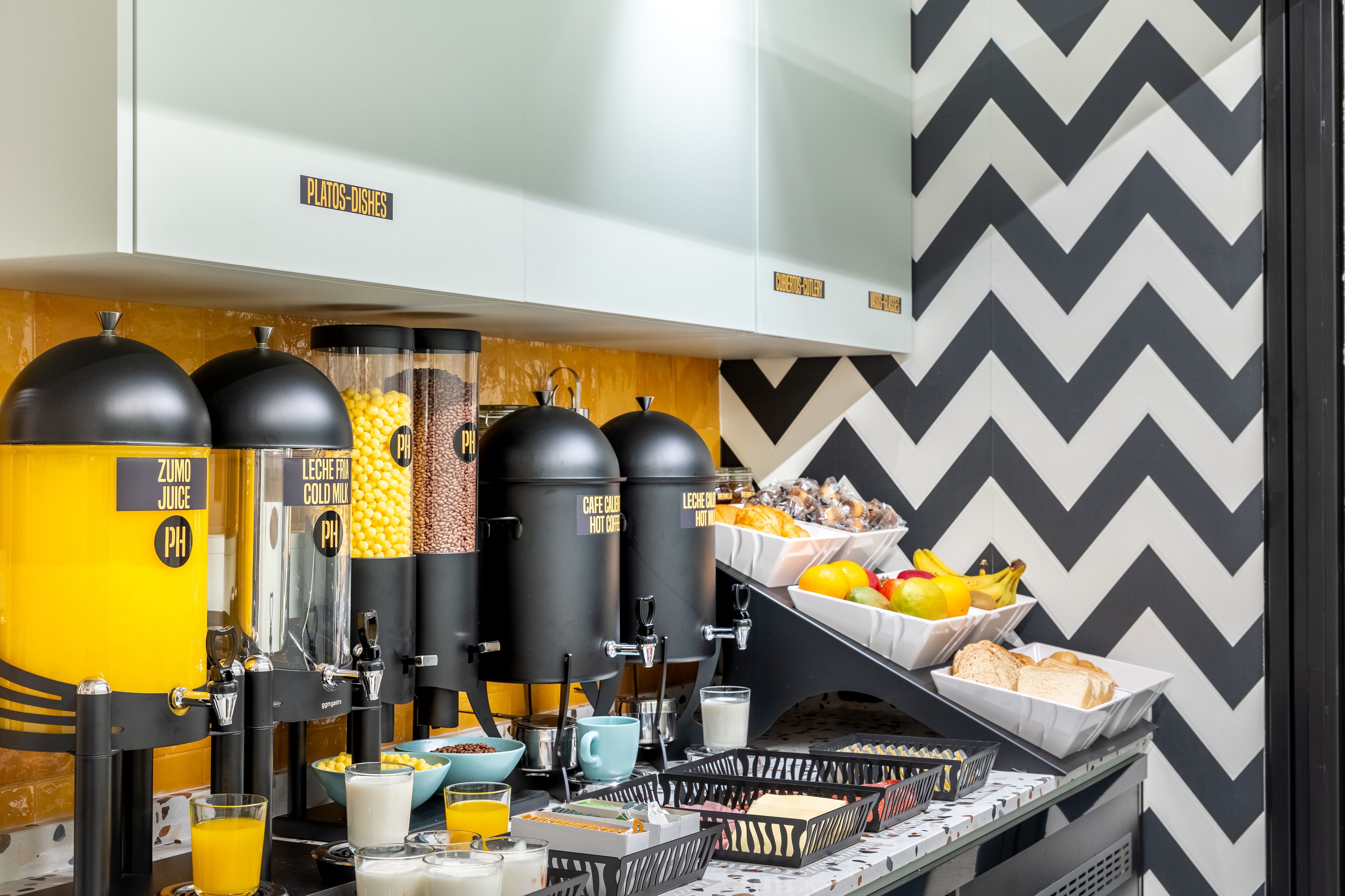 Photo - Petit Hostel Palacio Real