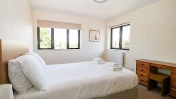 2 bedrooms, individually decorated, individually furnished, free WiFi