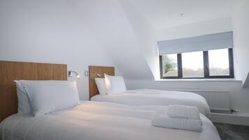 Cottage | 3 bedrooms, individually decorated, individually furnished, free WiFi