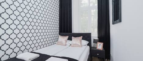 1 bedroom, iron/ironing board, travel cot, free Internet