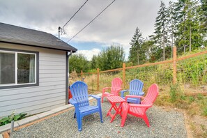 Terrace/patio - Port Angeles Home < 3 Mi to Olympic Nt'l Park (Port Angeles)