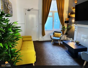 华丽公寓, 私人浴室 | 酒廊