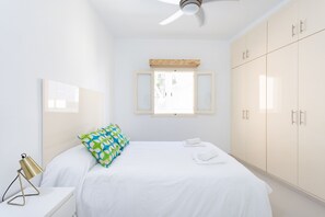 1 Schlafzimmer, Bügeleisen/Bügelbrett, kostenloses WLAN, Bettwäsche