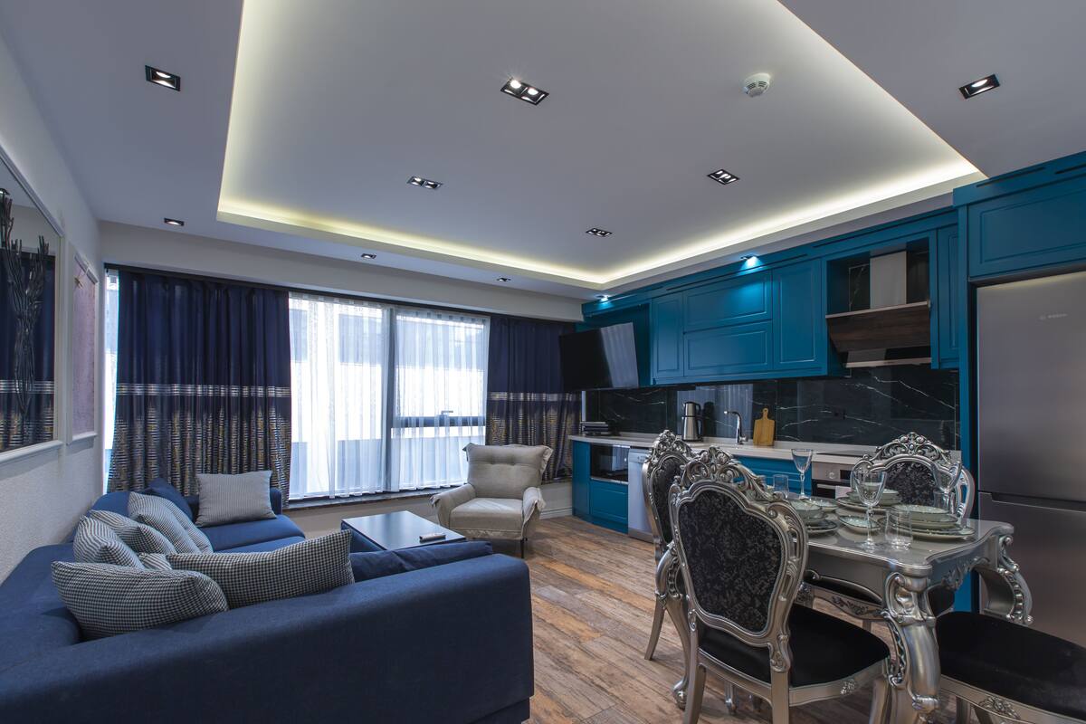 Apartemen Mewah, 1 Tempat Tidur Queen, Bebas Asap Rokok | Setrika/meja setrika, Wi-Fi gratis, dan seprai linen