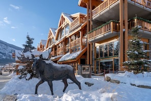 Exterior - New Banff Apartment | 1 Minute from the Centre! (Banff)
