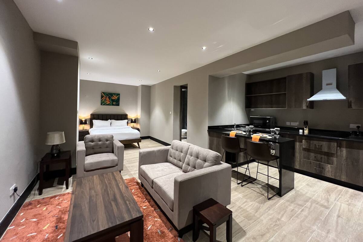 Chambre luxueuse | Bureau, espace de travail pour ordinateurs portables
