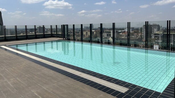 Outdoor pool - Sincerely Yours Suites and Serviced Apartments (Nairobi)