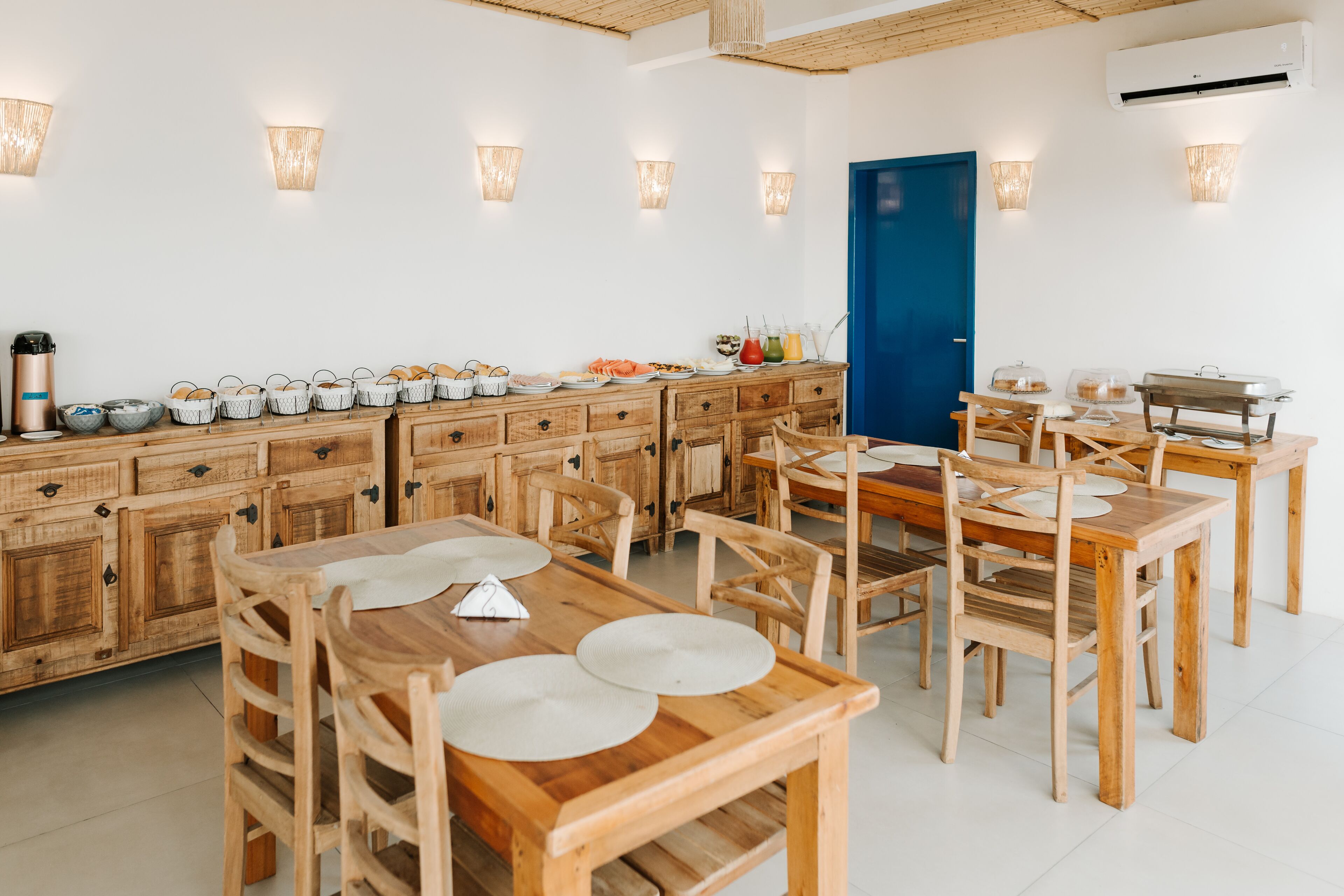 Aperto a colazione, pranzo e cena, cucina brasiliana 