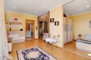 1 quarto, ferros/tábuas de passar roupa, Wi-Fi de cortesia