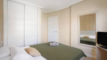 1 chambre, fer et planche à repasser, Wi-Fi gratuit, draps fournis