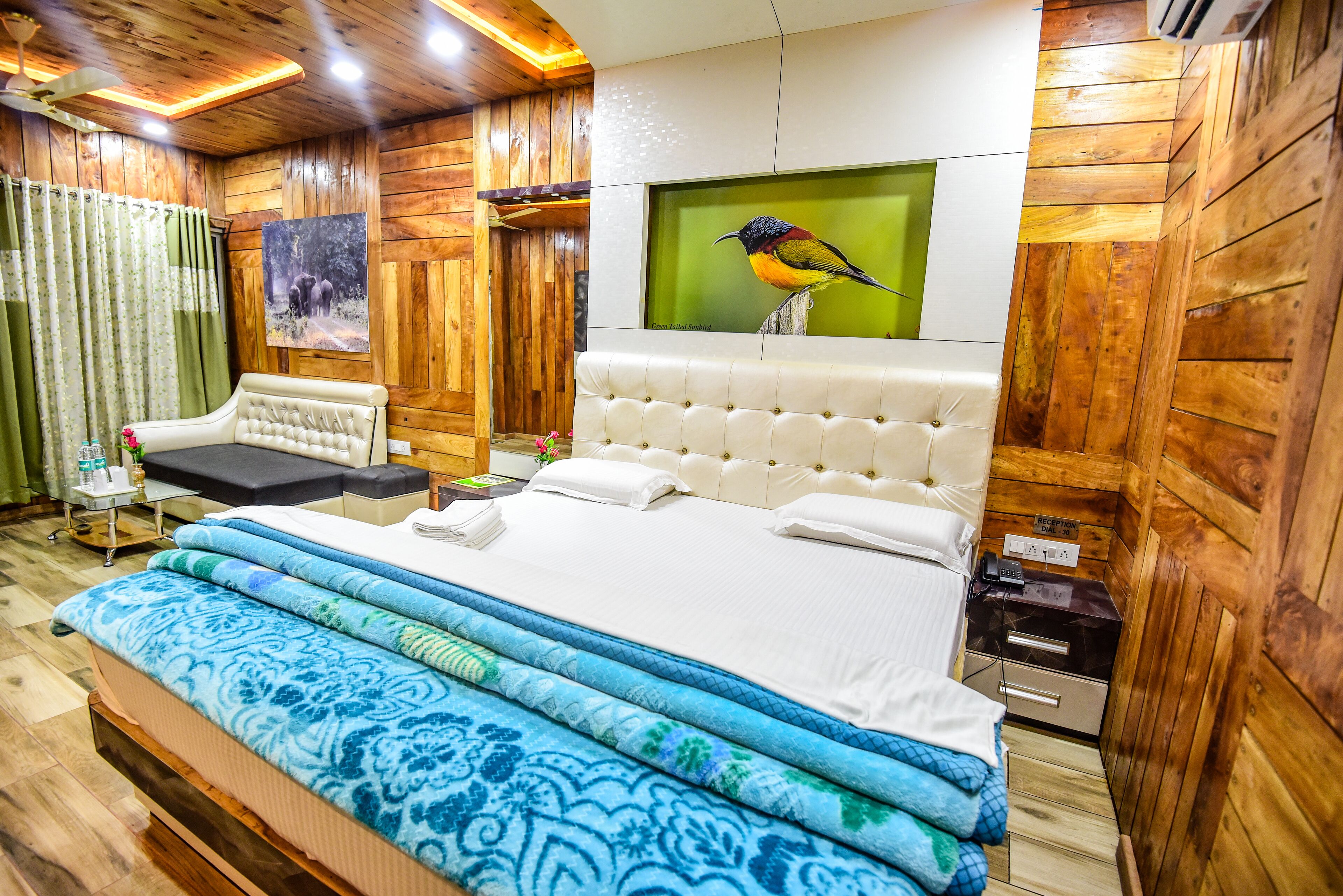 Wifi gratis y ropa de cama 