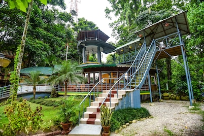 Aranya Jungle Resort
