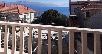 Apartments Postira uz More