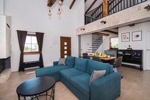 Villa | Living room | Fireplace - Villa Lucia (Skradin)