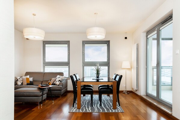 Apartment, 1 Bedroom, Balcony | 1 bedroom, bed sheets - Apartment Jeziorańskiego by Renters (Warsaw)