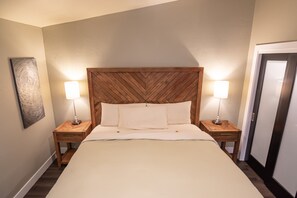2 chambres, fer et planche à repasser, accès au Wi-Fi (inclus)