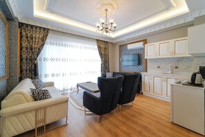 160-inch LED TV with satellite channels, Netflix, first-run movies - PEARL OF CAPPADOCIA (Avanos)