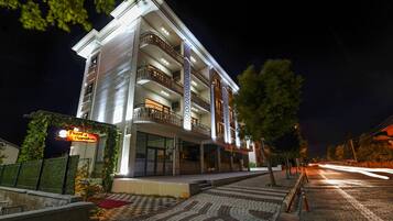 Fachada da propriedade