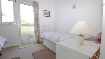 4 bedrooms, individually decorated, individually furnished, free WiFi