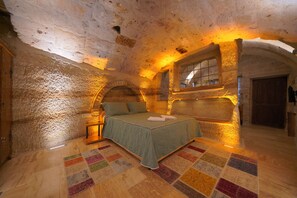 Superior Cave Suite 3 | 각각 다른 스타일의 인테리어, 각각 다르게 가구 비치, 방음 설비, 무료 WiFi