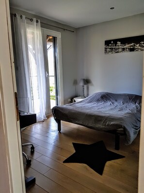 4 bedrooms, iron/ironing board, WiFi, bed sheets - Luxurious new villa with all comfort Cassy Bassin d'Arcachon (Lanton)