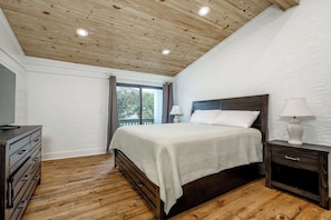 4 bedrooms, free WiFi, bed sheets