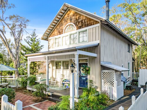 Morning Glory Cottage, Landings River Resort