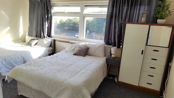 4 bedrooms